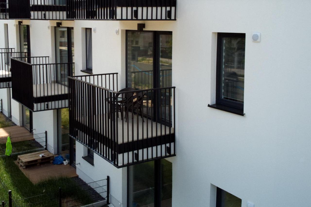 Essence Apartments Topaz Poznan Exterior foto